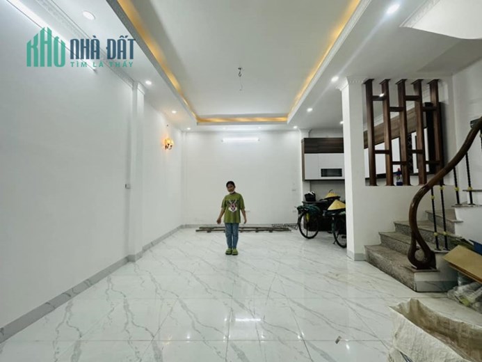 Bán Gấp nhà Tôn Đức Thắng - Hàng Bột, Dt 40m x 5t, Mt: 6m, Giá 5 tỷ 4.