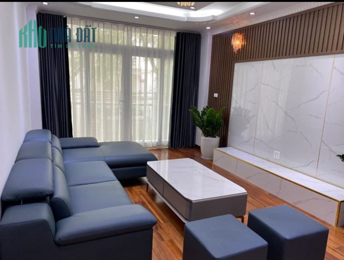 Bán nhà mặt Nhân Hòa , DT 63m2, MT 4m, mặt phố kinh doanh, xây 6 tầng