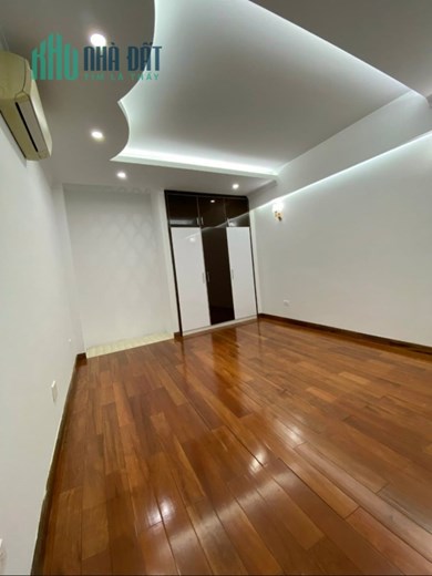 Bán nhà mặt Nhân Hòa , DT 63m2, MT 4m, mặt phố kinh doanh, xây 6 tầng