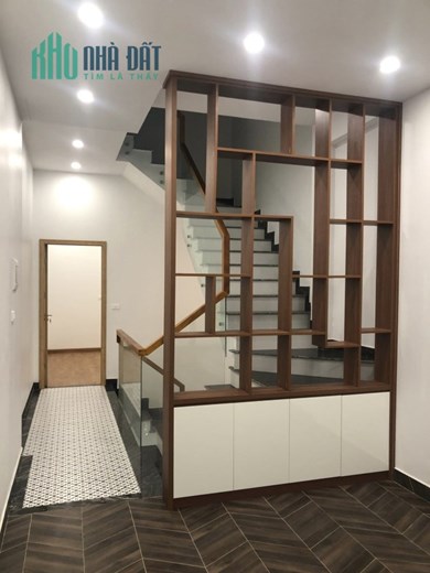 Bán nhà đường Ngọc Thụy, Long Biên 46m2x5T gara ô tô, phân lô, ô tô tránh 6,5 tỷ