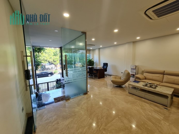 Bán nhà mặt phố Nguyễn Văn Cừ, 80m2x5 tầng, vỉa hè, kinh doanh, nhỉnh 20 tỷ