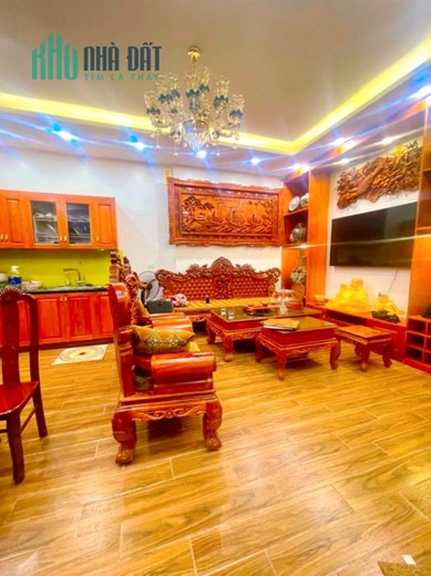 CHỈ 5 TỶ - NHÀ ĐẸP 45M2 X 4 TẦNG - MẶT NGÕ PHỐ NHÂN HÒA - THANH XUÂN - NỘI THẤT TIỀN TỶ -