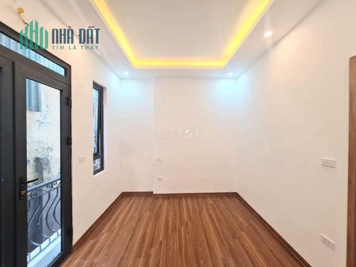 Cho thuê phòng Bách Kinh Xây