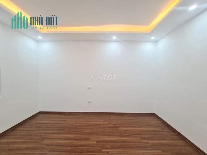 Cho thuê phòng Bách Kinh Xây