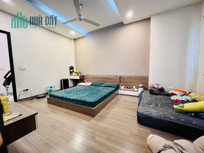 Nhà Dân Xây Chắc Chắn - Ngõ Nông Thoáng Cách Mặt Phố 50m