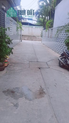 Bán nhà gấp Tân Hòa Đông Bình Tân 40m2 2 tầng BTCT HXH chỉ nhỉnh 3 tỷ thương lượng.