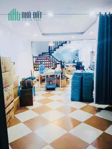 Bán nhà ngõ 308 Tây Sơn, phường Ngã Tư Sở, quận Đống Đa, Hà Nội. Ô tô đỗ cửa, căn góc 2 mặt đường.
