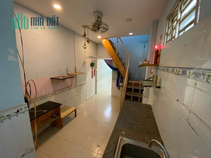 Bán nhà gần mặt tiền kinh doanh Cô Bắc Quận 1 39m2 câp 4 HXH chỉ 5.9 tỷ TL