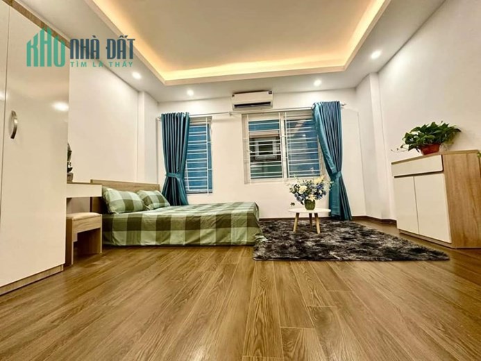 Bán nhà Lương Đình Của Đống Đa, DT45m2x3t, MT 4.8m, ngõ thông, ô tô đỗ rất gần, chỉ Nhỉnh 3 tỷ
