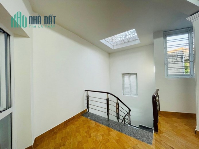 Bán nhà ngõ 273 Thiên Lôi, diện tích 70m 4 tầng GIÁ chỉ 2.19 tỉ ngay ngã 4 Phúc Tăng