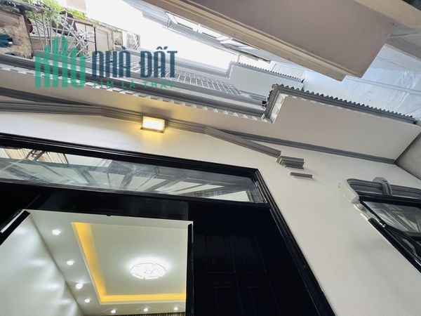 CHƯA TỚI 4 TỶ SỞ HỮU NGÔI NHÀ 5 TẦNG 4 PHÒNG NGỦ ÔTÔ ĐẬU CỔNG - THIẾT KẾ HIỆN ĐẠI SANG TRỌNG CHỦ