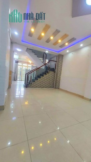 Bán nhà HXH Trường Chinh, Tân Phú 2 Tầng-65m2 chỉ 5.7 tỷ