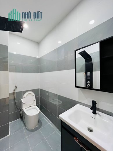 Bán nhà HXH Trường Chinh, Tân Phú 2 Tầng-65m2 chỉ 5.7 tỷ