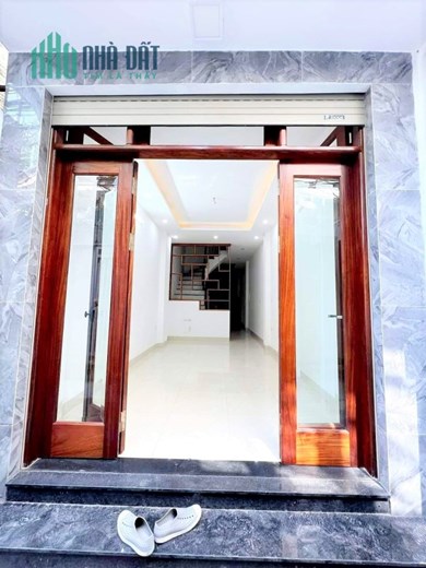 Bán Nhà Vĩnh Tuy 40m2*4 Tầng*4 P.Ngủ Nhà Mới Đầu Ngõ Thoáng 5m Ra ÔTô Tránh Giá Linh Hoạt.