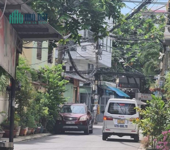 HXH, 51M2, 5.3X9.5m, 3 tầng, Trường Chinh P14TB