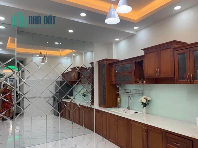 Bán Nhà 3 Tầng Mặt Tiền P.Tân Quy - Ra Nguyễn Thị Thập - Giá 9,45Tỷ - Trung Tâm Quận 7