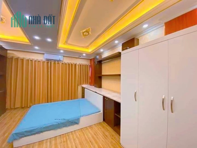 Bán nhà mặt ngõ phố Pháo Đài Láng,Đống Đa 40m2 x 6Tầng, kinh doanh, ra phố 15m, ngõ thông.