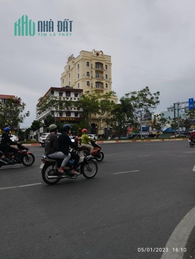 Nhà mặt tiền đường số 17 - Chỉ 50m ra Phạm Văn Đồng thích hợp kinh doanh