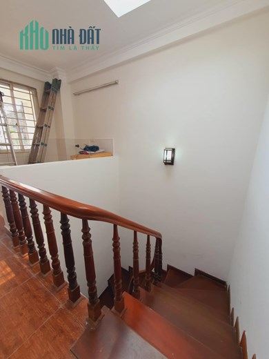 Bán nhà Tây Sơn Đống Đa 55m mặt tiền 4.5m ngõ thông gần phố nhà cực thoáng nhỉnh 4 tỷ lh 0975124520