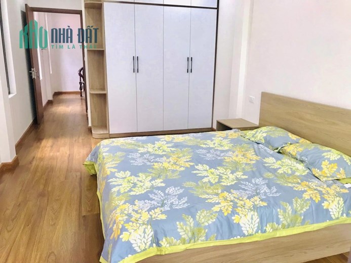 Nhà đẹp ở ngay Phố Tây Sơn, Đống Đa, 40m, 5 tầng, FULL NỘI THẤT, gần phố gần ô tô nhỉnh 5 tỷ lh