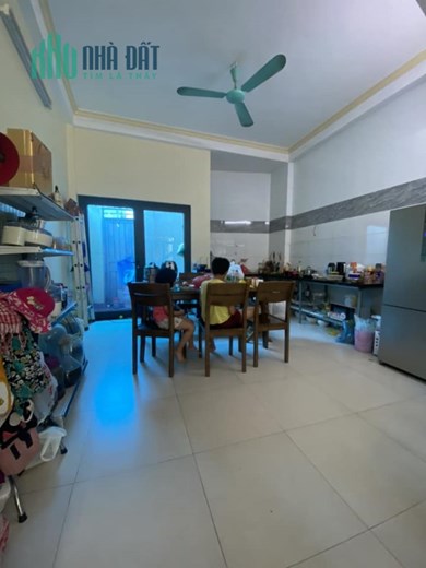 Bán ngôi nhà 55m2 phố Nghi Tàm, Tây Hồ Ô tô đỗ cửa 5 phòng Ô tô phi 10m 6.6 Tỷ