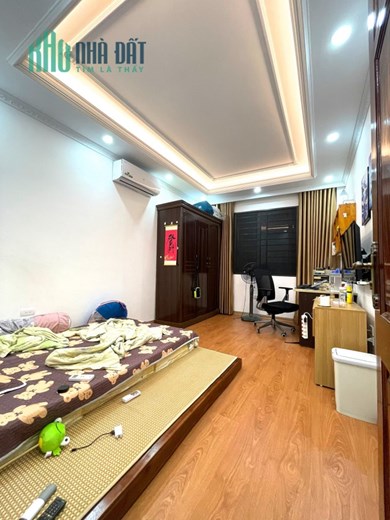 Bán nhà 59m2 phố Nghi Tàm, Tây Hồ Ô tô đỗ cửa 5 phòng Ngõ Ô tô tránh 10m 6.7 Tỷ