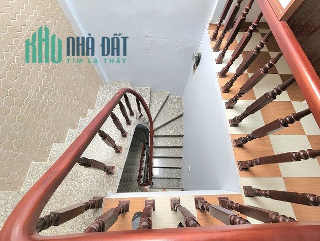 PHÂN LÔ NGUYỄN VĂN HUYÊN – Ô TÔ ĐỖ CỬA, KINH DOANH ĐỈNH, 5T X 41M2, 6 TỶxx