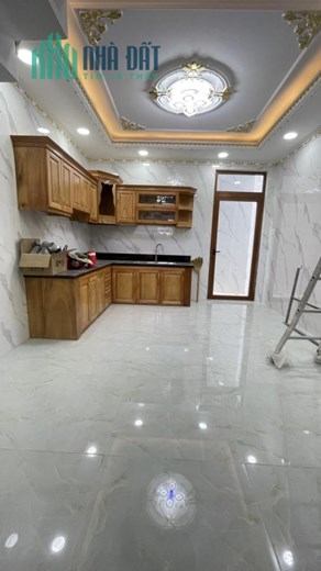 Bán nhà đường CMT8  - Quận Tân Bình - HXH - 3Tầng - Chỉ 4Tỷ.