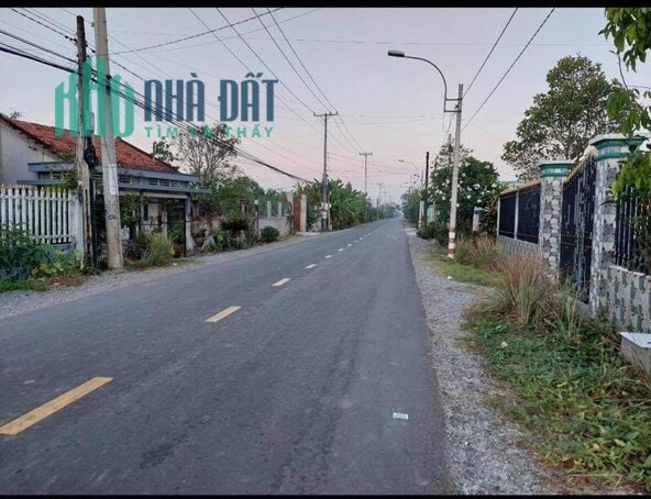 Bán 194m2 đất MT xã Long Sơn, huyện Cần Đước, SHR, 2 tỷ. LH:0915370399.
