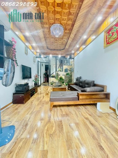 Dã man! Siêu đẹp Cầu Giấy, 20m thẳng tắp ra phố, ngõ thông, ba gác tránh, 48m, 4T, chỉ 5.53 tỷ