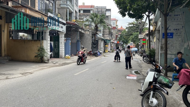 ĐẤT HOA LÂM - MẶT PHỐ MỘT MẶT NGÕ - LÔ GÓC - KINH DOANH VÔ ĐỊCH