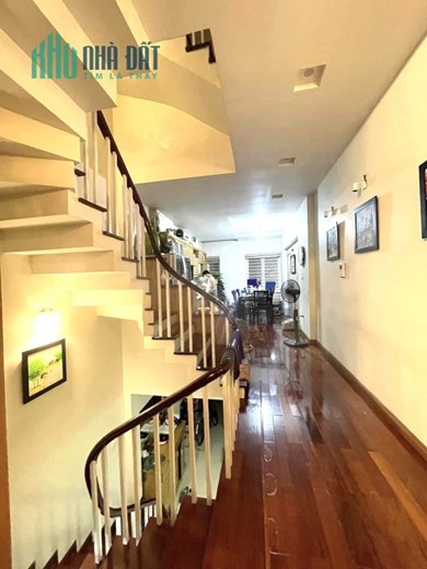 Trung kính nhà dân xây ngõ rộng Gara ô tô phân lô DT 60m 5  Tầng giá nhỉnh 13 tỷ