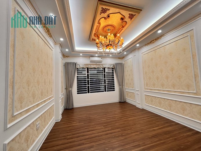 Trung kính nhà dân xây ngõ rộng Gara ô tô phân lô DT 60m 5  Tầng giá nhỉnh 13 tỷ