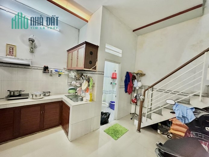 Bán gấp nhà HXH Nguyễn Sơn quận Tân Phú 4.2 X12m x 2T chỉ 4.7 tỷ TL