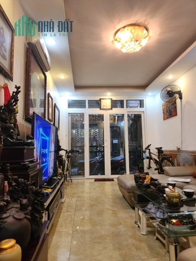Bán nhà 4 tầng phố Xã Đàn, Ô Chợ Dừa, Đê La Thành nhỏ, sổ đỏ chính chủ