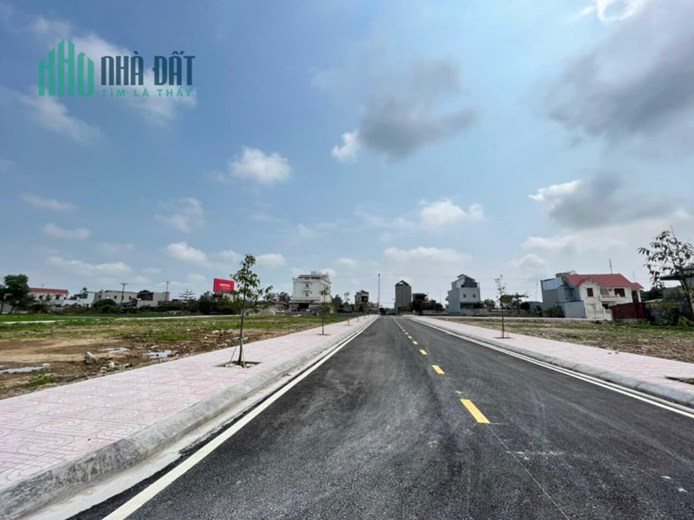 BÁN LÔ ĐẤT NỀN THỊ TRẤN TÂN PHONG QUẢNG XƯƠNG THANH HÓA