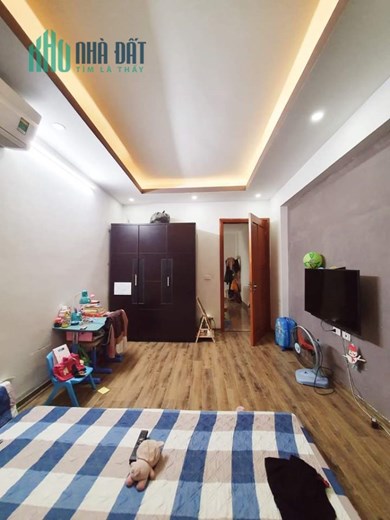 Chỉ duy nhất 1 căn quận Đống Đa phố Tây Sơn 38m 4TMT 4m ngõ thông ô tô tránh KD tấp nập nhỉnh 5 tỷ