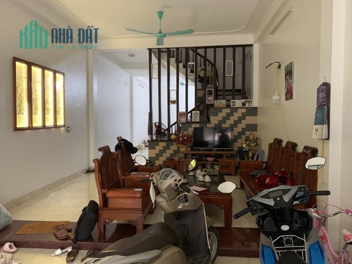 [BÁN NHÀ] NHÀ PHỐ- XÂY KIÊN CỐ- VIEW CÔNG VIÊN LỚN NHẤT VÕ CƯỜNG- TRONG LÀNH, THOÁNG ĐÃNG!