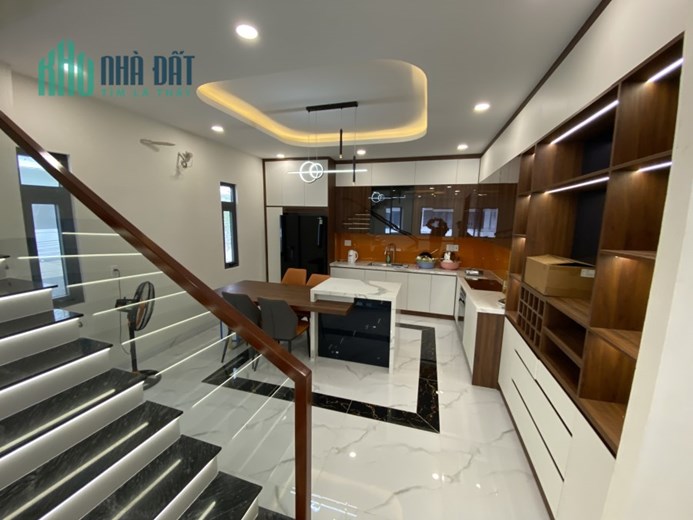Cần bán nhà gốc 2 mặt tiền : KDC cao cấp song minh 8/1 đường TA 22 Phường Thới An , Q12, TP HCM
