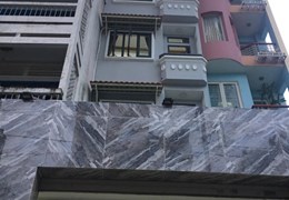 Cần Bán Gấp nhà Hẽm Nguyễn Biểu quận 5 DT 3.1x10m giá 5 ti 280