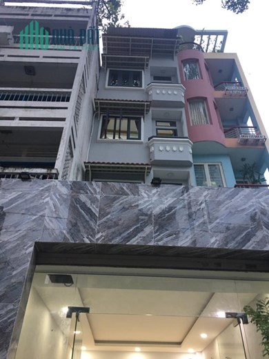 Cần Bán Gấp nhà Hẽm Nguyễn Biểu quận 5 DT 3.1x10m giá 5 ti 280