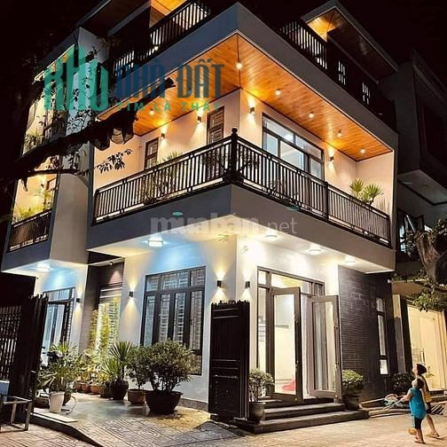 Bán gấp biệt thự Đồng Đen, P14, Tân Bình, 8x15m, giá giảm sốc chỉ 20 tỷ