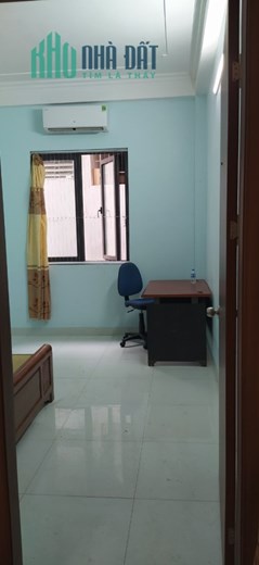 Thuê nhà nguyên căn Thanh Trì ngõ 2 oto tránh nhau thoải mái.