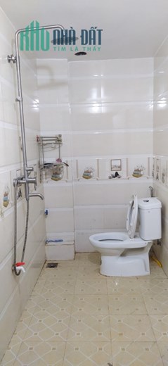 Thuê nhà nguyên căn Thanh Trì ngõ 2 oto tránh nhau thoải mái.