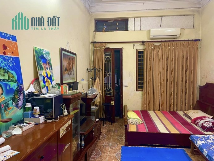 BÁN NHÀ ĐỐNG ĐA, PHỐ HOÀNG CẦU, 55M, 4T, MT 4M, VỈA HÈ,OTO TRÁNH, KD SẦM UẤT, 0937651883.
