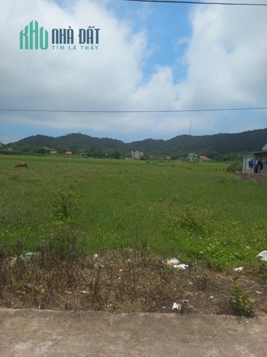 ĐẤT NỀN CÔ TÔ MẢNH ĐẤT GẦN BÃI BIỂN BẮC VÀN FULL THỔ CƯ