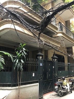 Cho thuê nhà tại Ngách 15/32 ngõ 127 Văn Cao, Liễu Giai, Hà Nội  tầng 1,2 trong nhà 3 tầng, trung