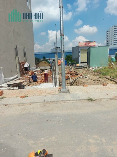 đất 1.5  tỷ đường Hồ văn Long, Bình tân, sổ hồng riêng,