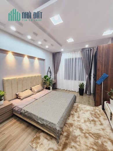 Bán nhà phố Trương Định, 33m x 5 , Ngõ 3 gác đua , nhỉnh 4 tỷ