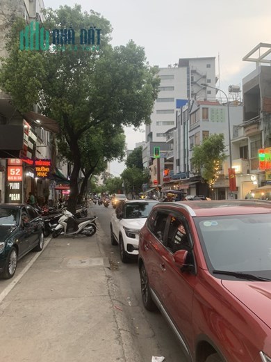 Bán Gấp Lô Đất HXH Hoàng Hoa Thám p7 BT 8x20m Xây Cao Chỉ 83 triệu/m2